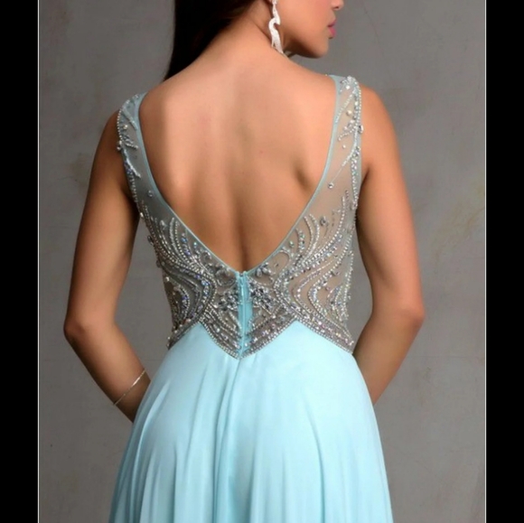 Prom dress - Picture 5 of 5